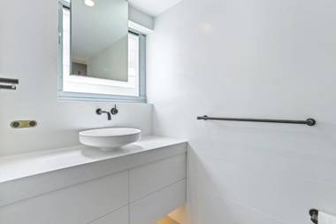 Premium beach location Hastings Street