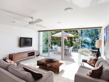 Kareka 5 Little Cove Road 17