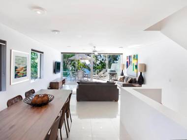 Kareka 5 Little Cove Road 17