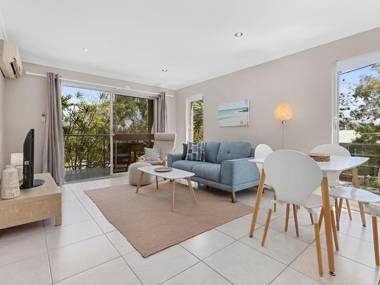 Apartment 1 Attunga Heights 4