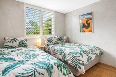 Harmonious haven with hinterland views Noosa Heads