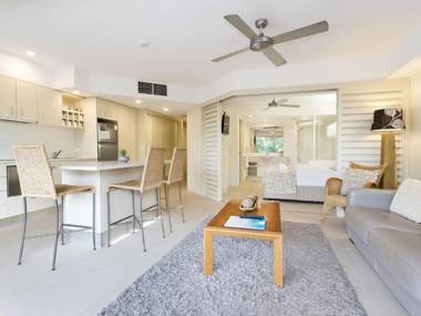 The French Quarter 205 Halse Lane 1