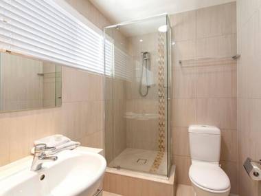 Jacaranda 12 Hastings Street 12