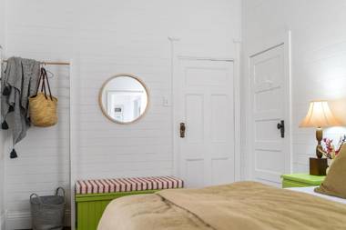 A PERFECT STAY - Mullum River House