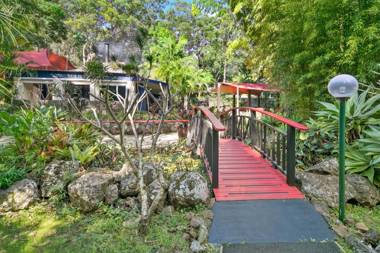 Songbirds Rainforest Retreat