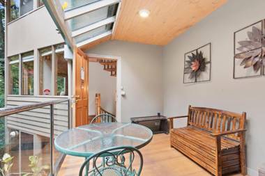 Linden Gardens Rainforest Retreat