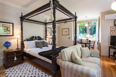 Merrow Cottages - Forest Edge