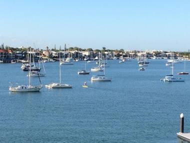 Kirribilli 13 - Two Bedroom Apartment with River View!
