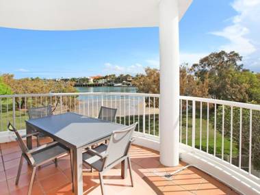 Pago Pago 4 - Two Bedroom Apartment on Mooloolaba Spit