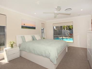 Palm 95 - Modern Four Bedroom Home with Pool