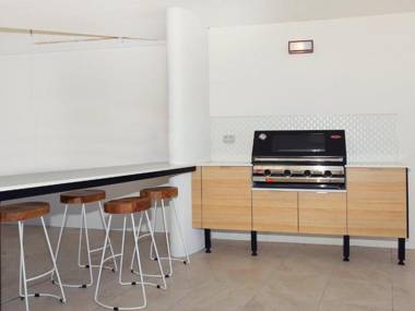 Sirocco 201 by G1 Holidays - Large Five Bedroom Beachfront Apartment in Sirocco Resort