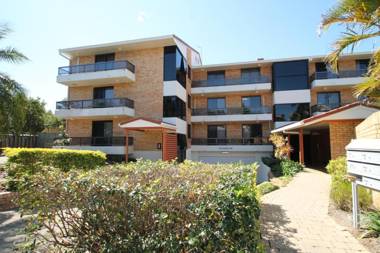La Mer Holiday Apartments