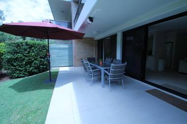 La Mer Holiday Apartments