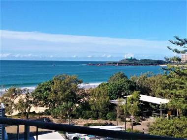 Mooloolaba Beachfront Apartment