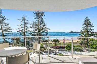 Sirocco 408 by G1 Holidays - Two Bedroom Beachfront Apartment in Sirocco Resort