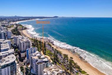 Sirocco 408 by G1 Holidays - Two Bedroom Beachfront Apartment in Sirocco Resort