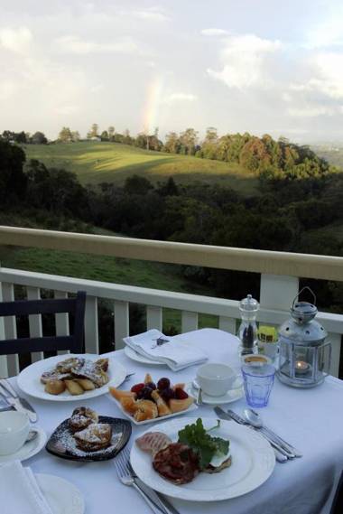 The Spotted Chook and Amelie's Petite Maison