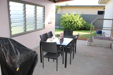 Indulge Homes - 77 Olive