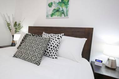 Allure Apartments - Central