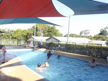 Metung Holiday Villas