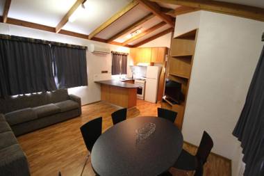 Metung Holiday Villas