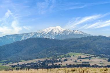 Off Mountain Accommodation