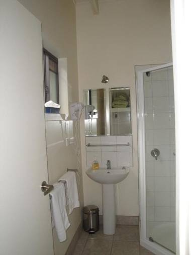 Off Mountain Accommodation