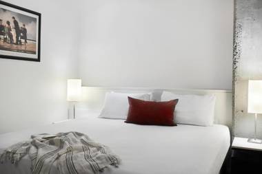 Punthill Apartment Hotel - Manhattan