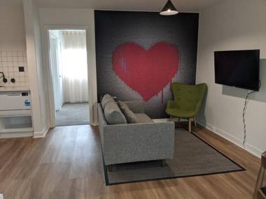 Davis Avenue Apartments