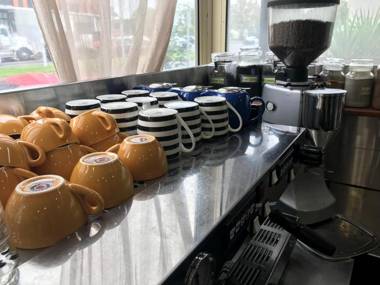 Miami Hotel Melbourne