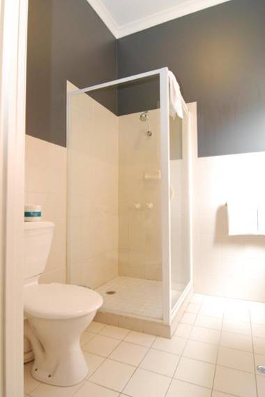 Brunswick Tower Hotel