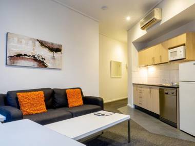 Riverside Apartments Melbourne (formerly Best Western Riverside Apartments)