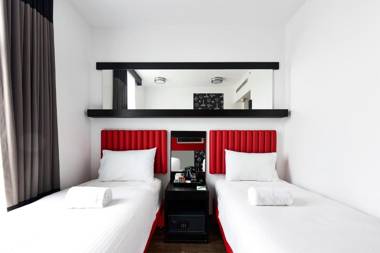 Essence Hotel Carlton