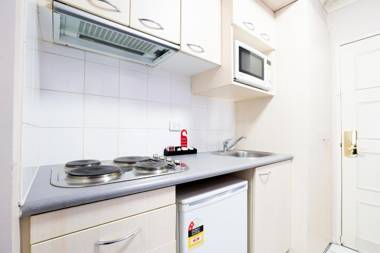 HarbourView Apartment Hotel (now Arrow on Spencer)