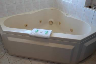 Hume Villa Motor Inn