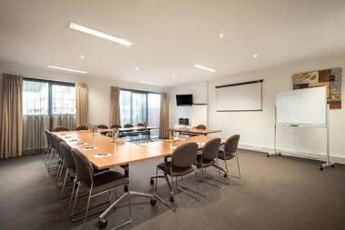 Quest Glen Waverley