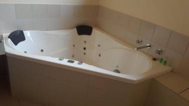 St Georges Motor Inn