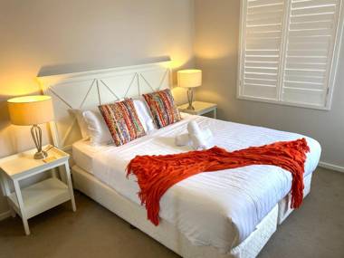 StayCentral - Cityside on Whiteman Street Southbank