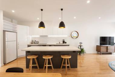 BOUTIQUE STAYS - Central Park South Melbourne Townhouse