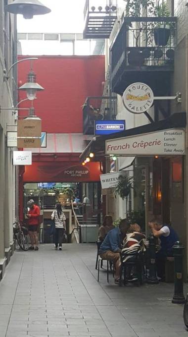 StayCentral - Little Paris CBD Melbourne