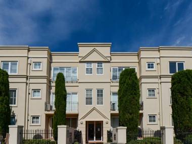 BOUTIQUE STAYS - Hampton Lookout