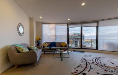 Waterfront Apartments Marinaquays -Apt 221 and Apt 234