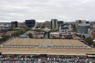 Readyset Apartments on Anthony