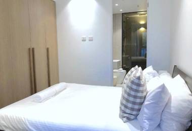 Pride Fawkner Apartments