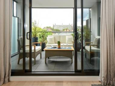 BOUTIQUE STAYS - The Lincoln South Yarra Apartment