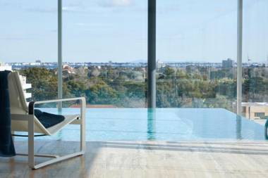 Fawkner Apartment Bay-view 4