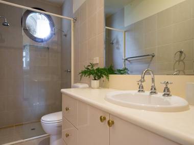 BOUTIQUE STAYS - Buckingham