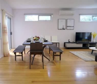 Melbourne Luxury Villa at Doncaster