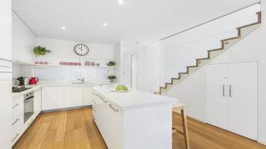 BOUTIQUE STAYS - Port Haven