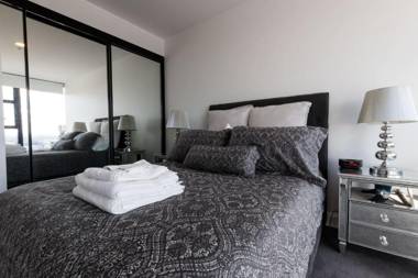 Owen · Soaring City Views Central Location